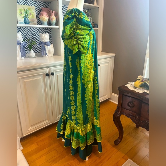 T & L Factory Hawaiian MuuMuu dress Large - Picture 3 of 9